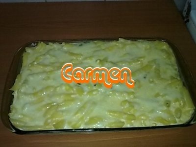 Budinca din penne rigate cu branza de vaci