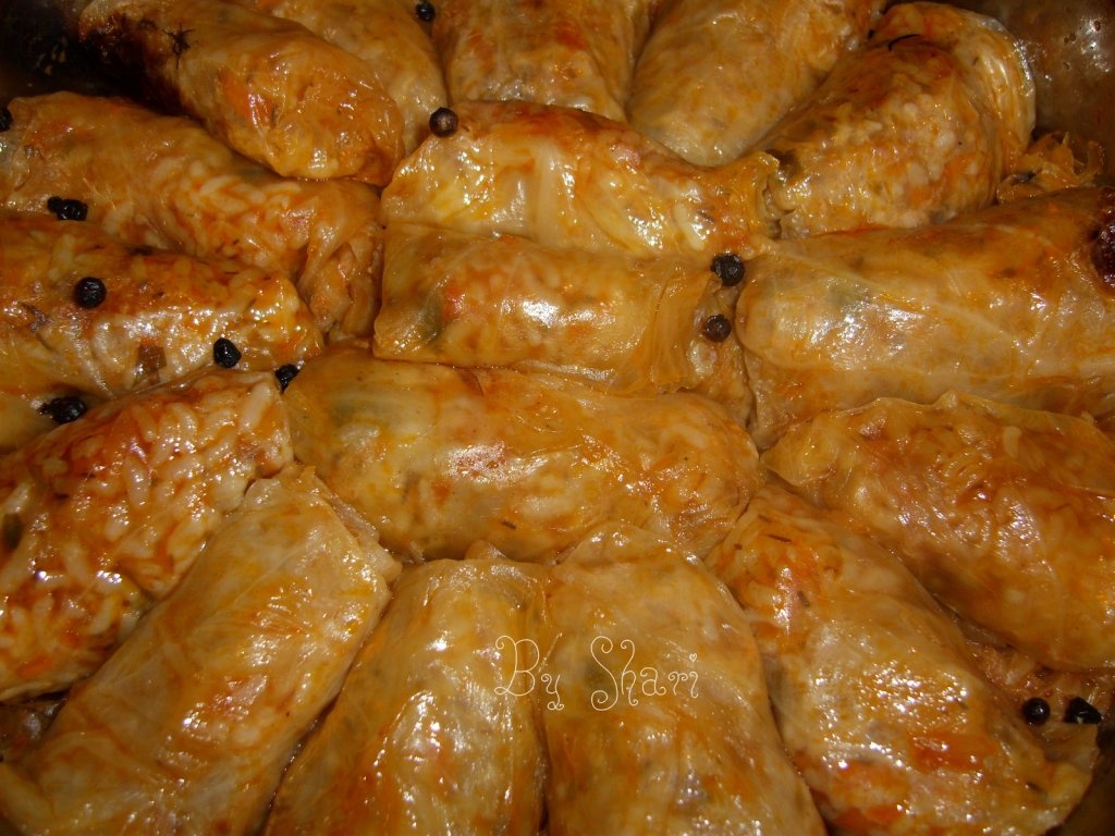 Sarmale cu orez si cimbru