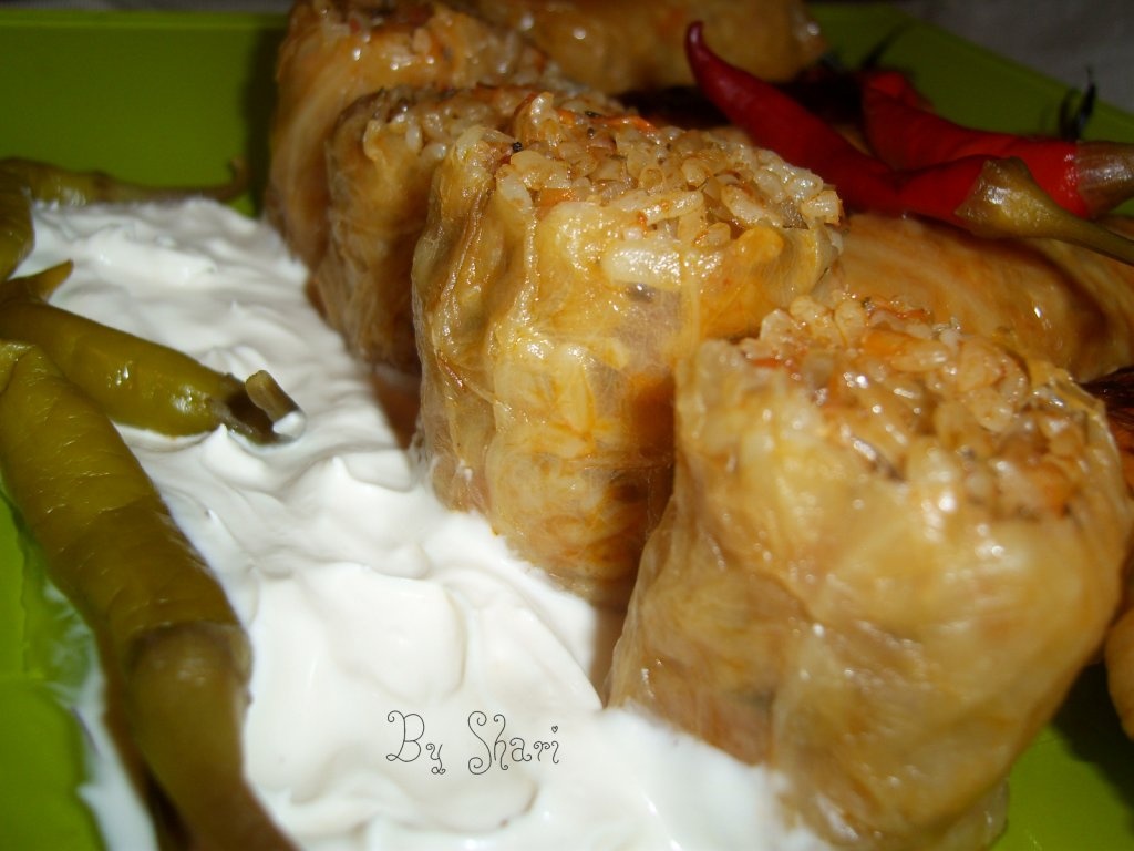 Sarmale cu orez si cimbru