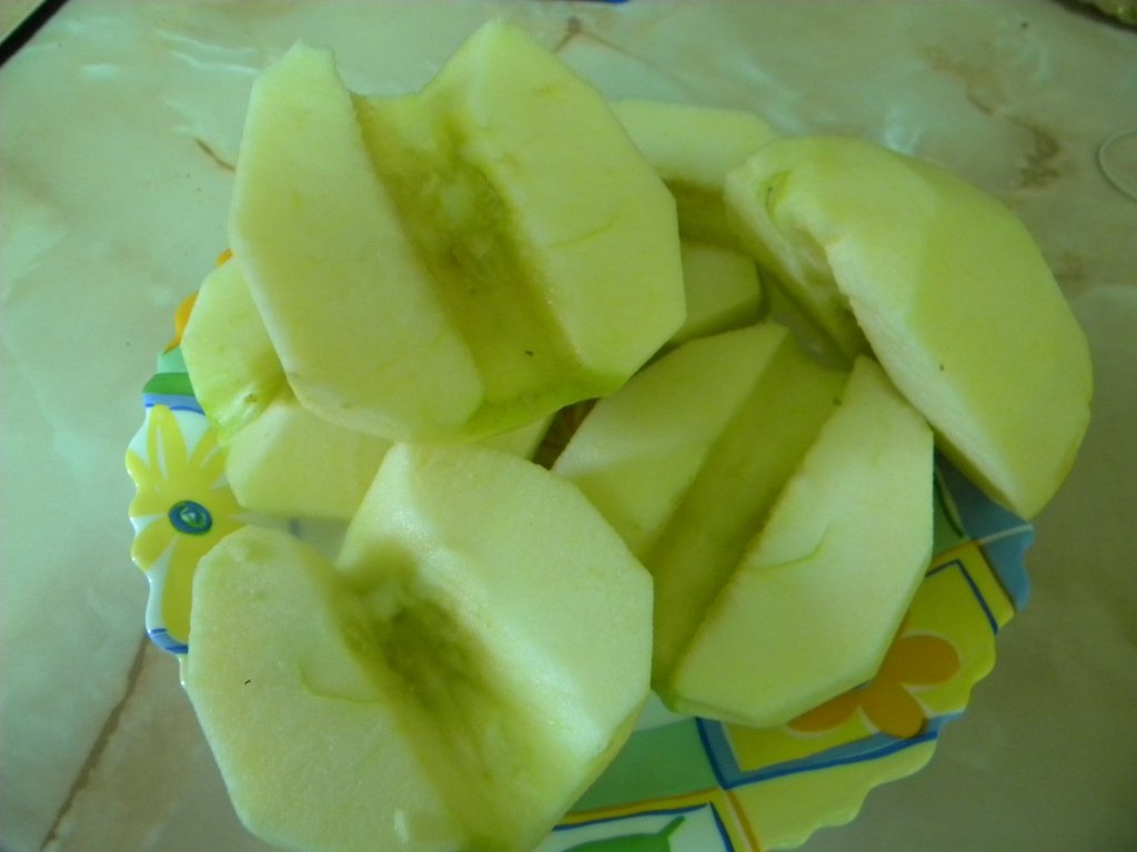 Tort de ciocolata cu mere