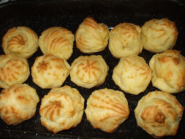 Choux a la creme
