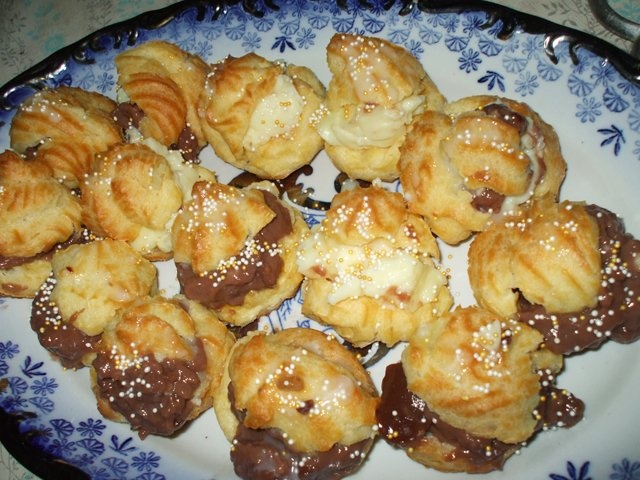 Choux a la creme