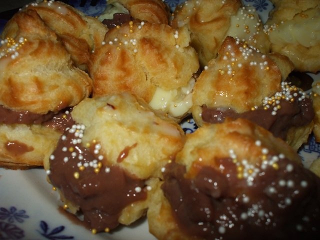 Choux a la creme