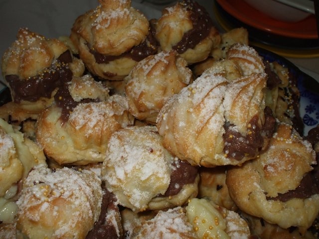 Choux a la creme