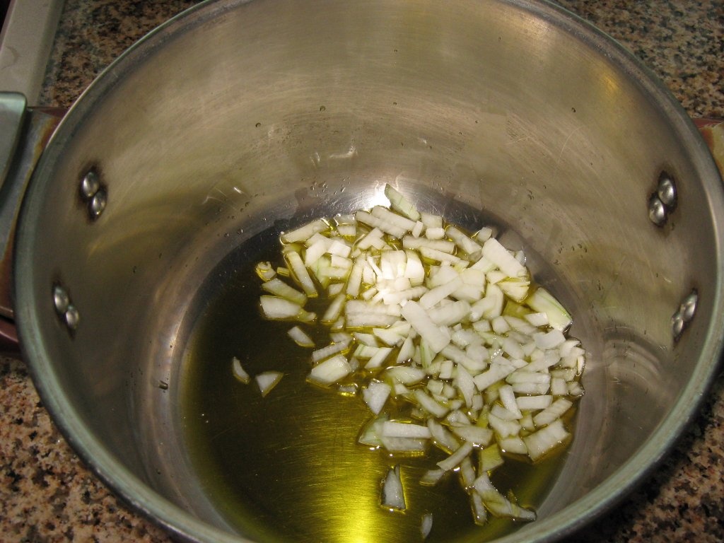 Salata orientala de fasole verde -Fasooleyah khodra bi zeit – specific tarilor arabe