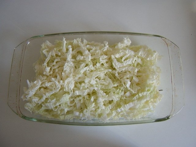 Salata cu telemea de vaca taiata cubulete