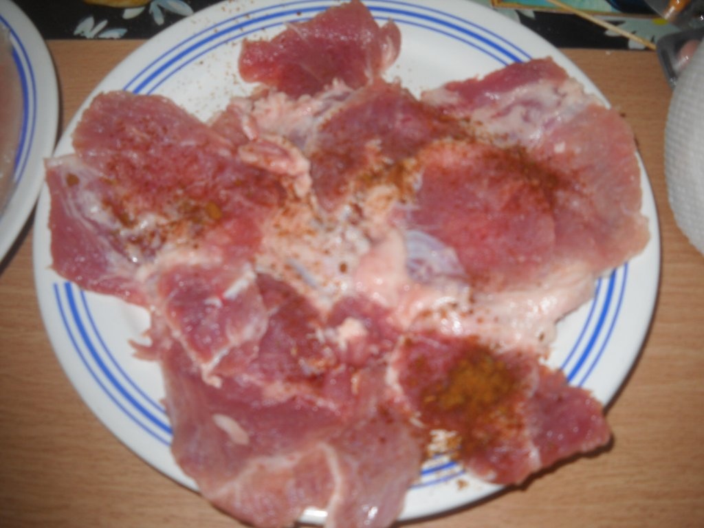 Gratar cu piure de cartofi si sos de visine