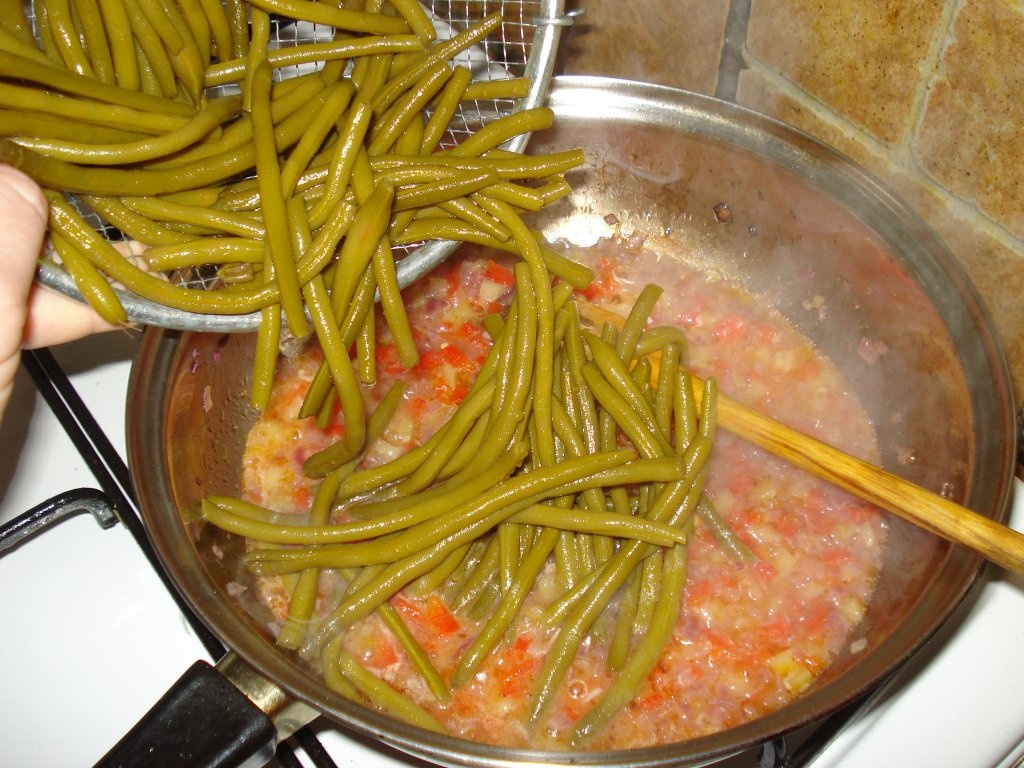 Fasole verde cu usturoi(de post)