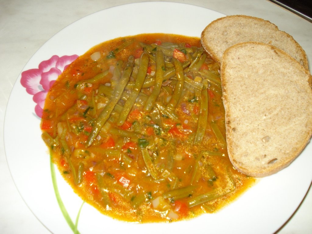 Fasole verde cu usturoi(de post)