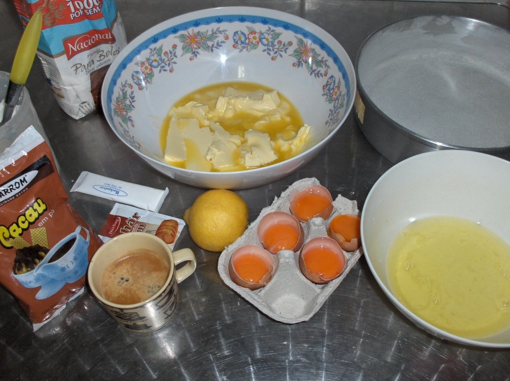 Chec de cacao cu cafea(reteta portugheza)