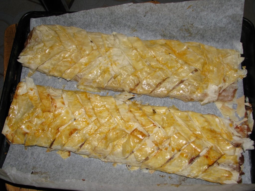 Strudel cu mere