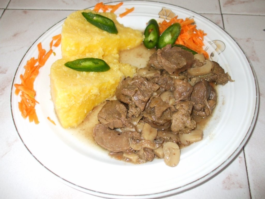 Tocanita de iepure cu ciuperci