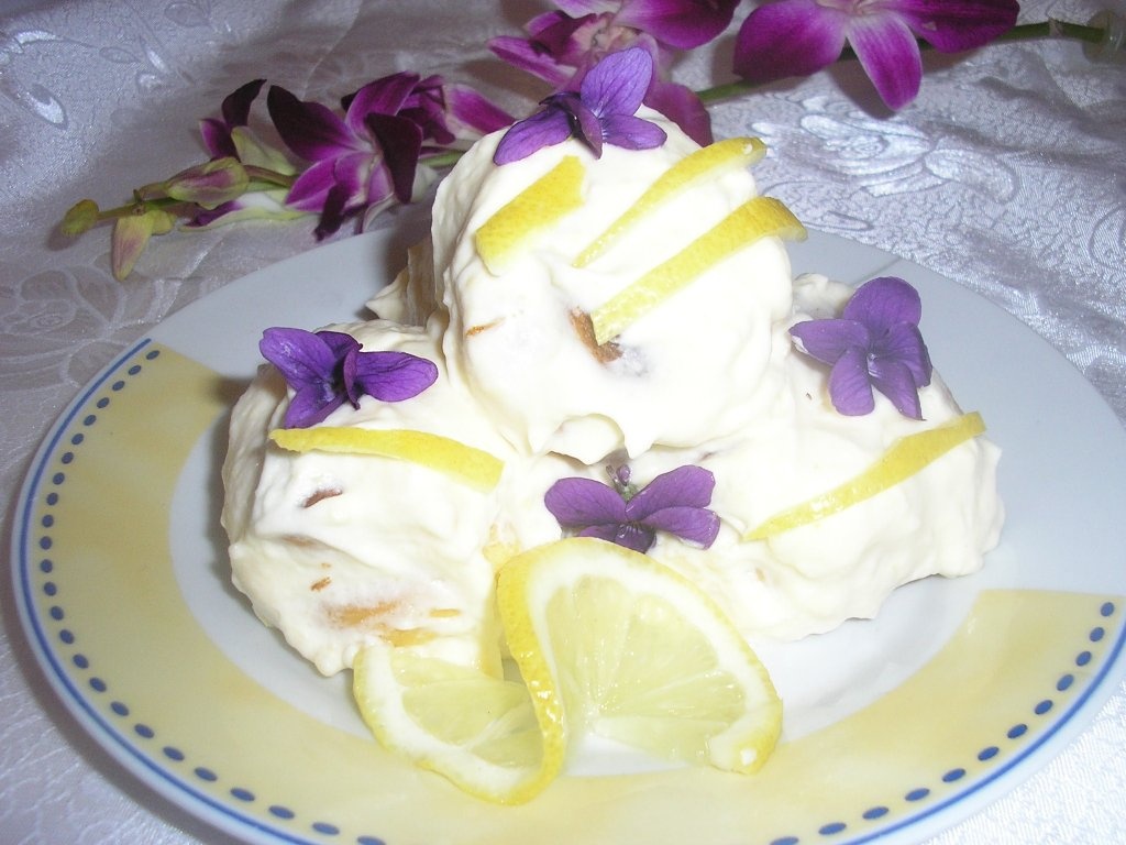 profiterol cu lamaie