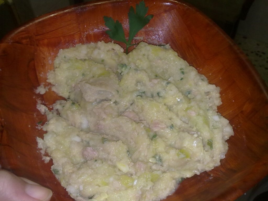 Chiftele din dovlecel si ton