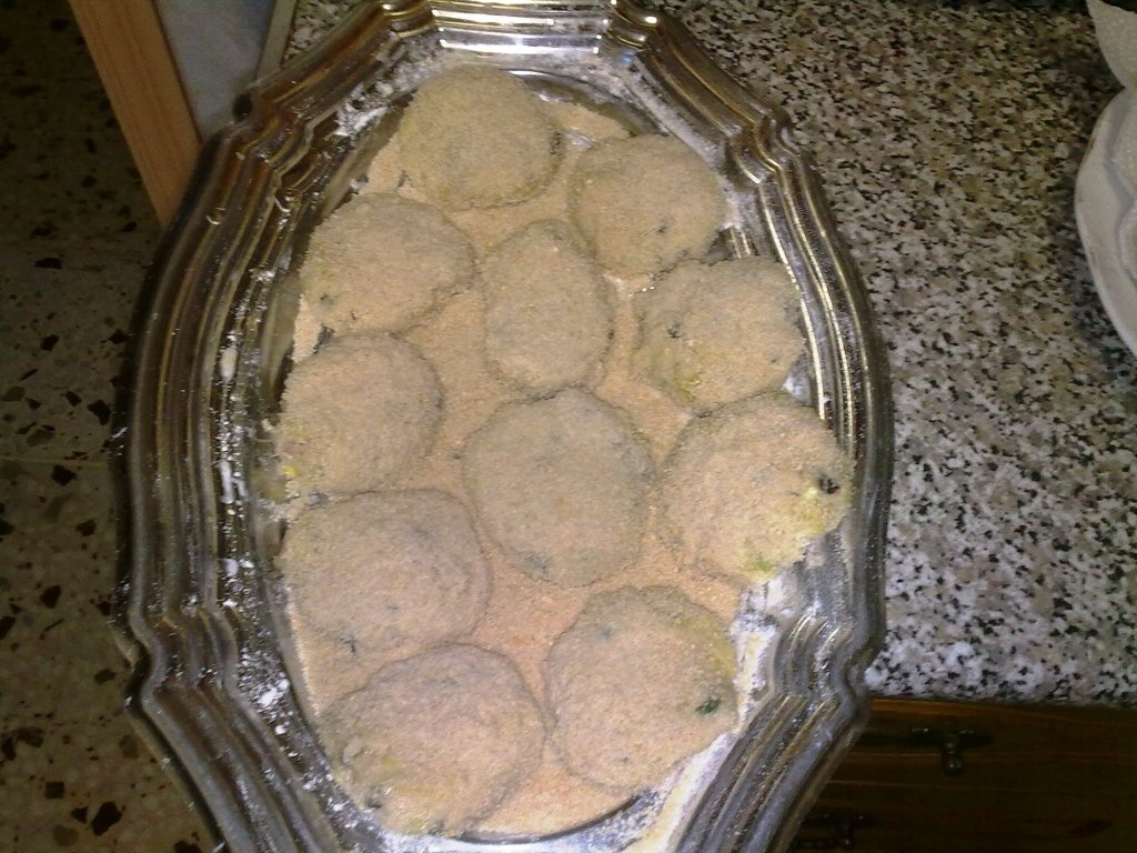 Chiftele din dovlecel si ton