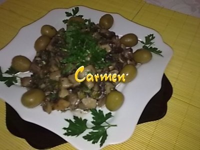 Tocanita de ciuperci cu ceapa verde si usturoi verde