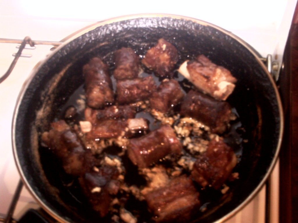 Mamaliga cu intinsoare de carnat