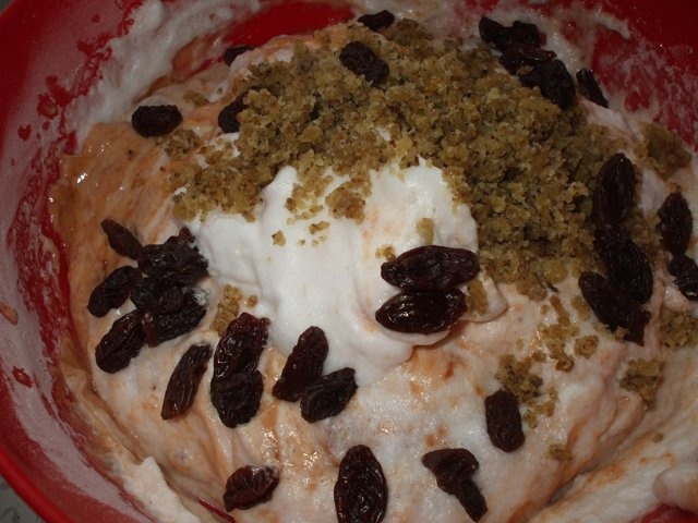 Tort de ciocolata cu blat de caise