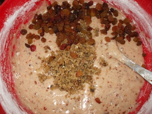 Tort de ciocolata cu blat de capsuni