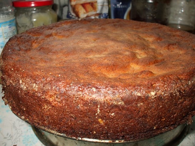 Tort de ciocolata cu blat de capsuni