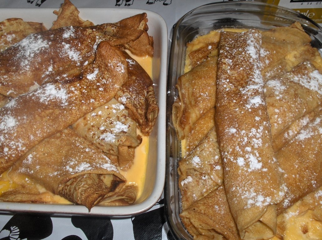 Clatite de branza dulce si stafide imbatate la cuptor(reteta portugheza)