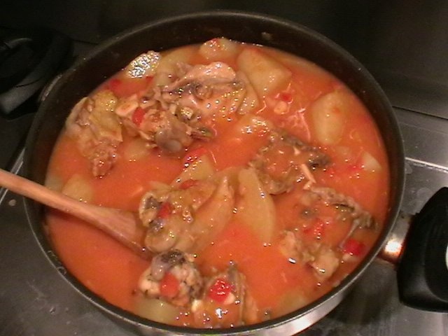 ostropel de pui cu cartofi