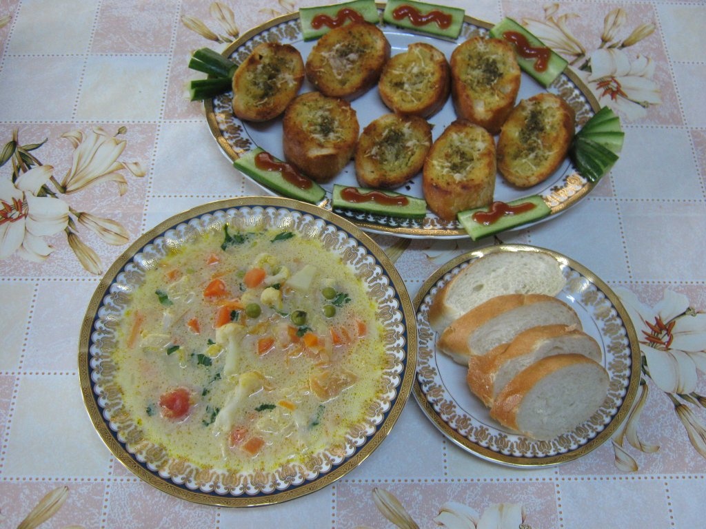 Paine cu usturoi la cuptor