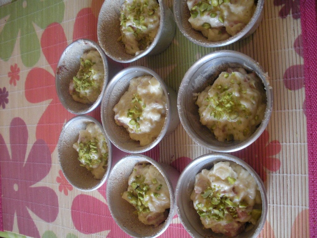 muffins sarati cu wurstel