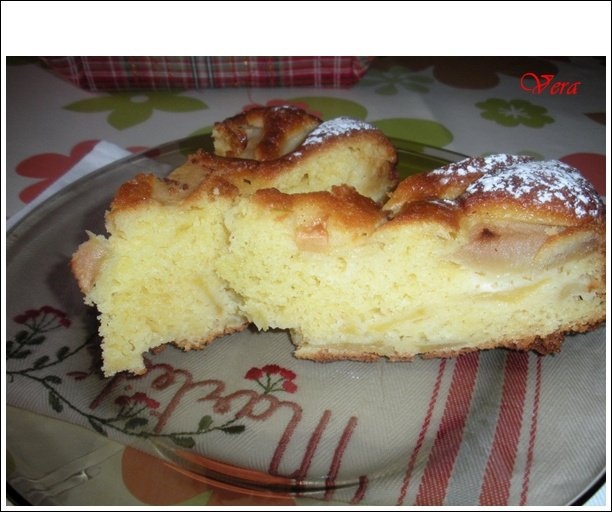 Tarta cu mere si iaurt