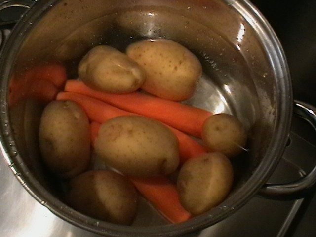 Salata de boeuf cu ciuperci