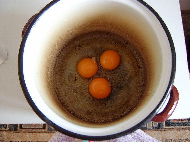 Clatite cu finetti, frisca si topping