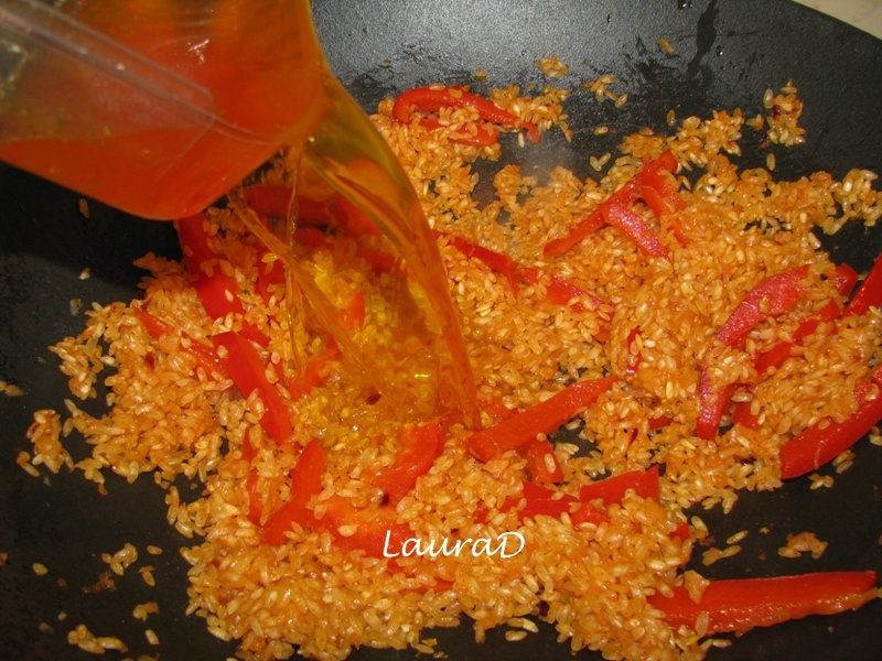 Paella cu creveti si mazare