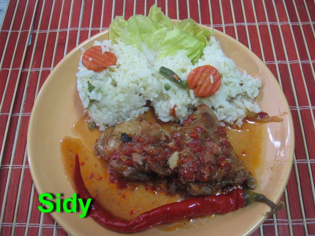 Pulpe de pui cu pasta de ardei