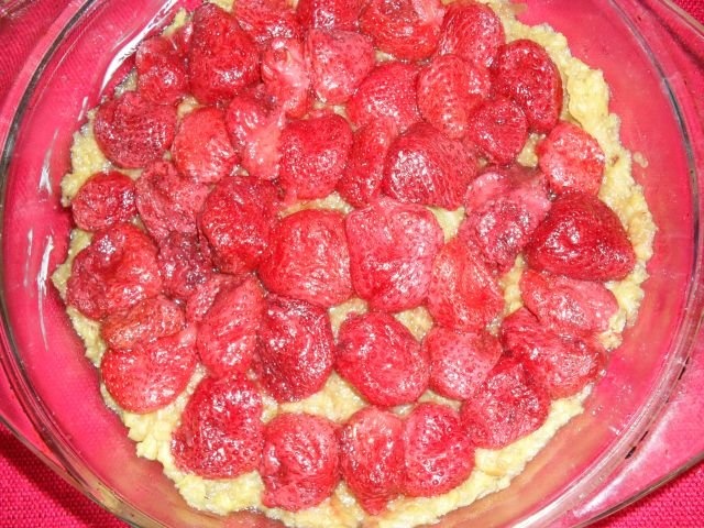 Prajitura dietetica cu mere si capsuni