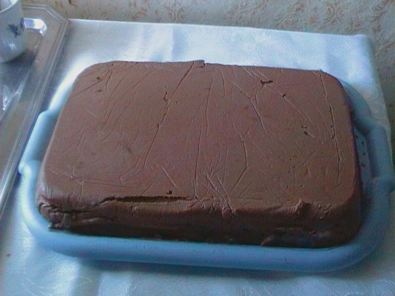 Tort cu crema de trandafiri