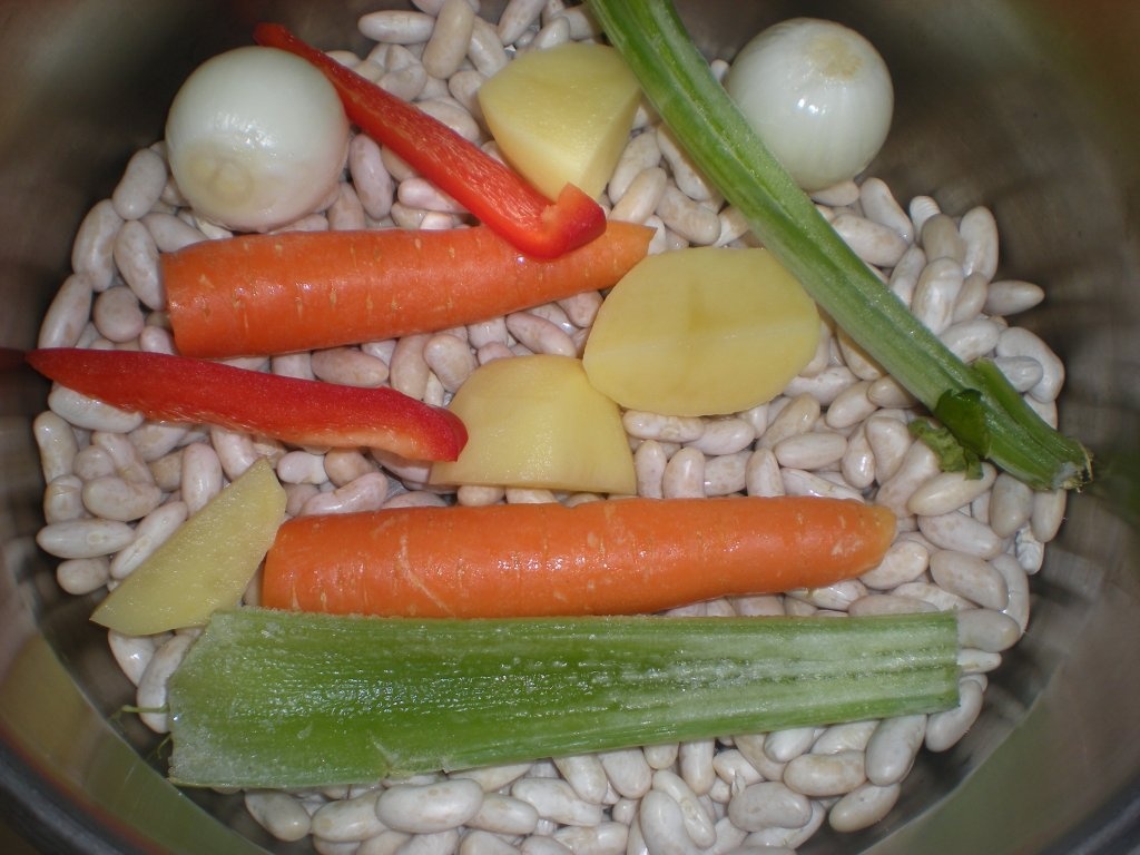 Fasole facaluita(dupa reteta Doinei Varga)