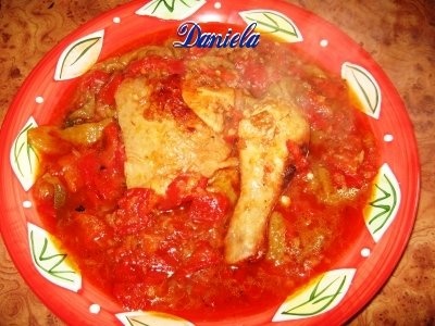 Mincare de ardei copti cu  pulpe de pui