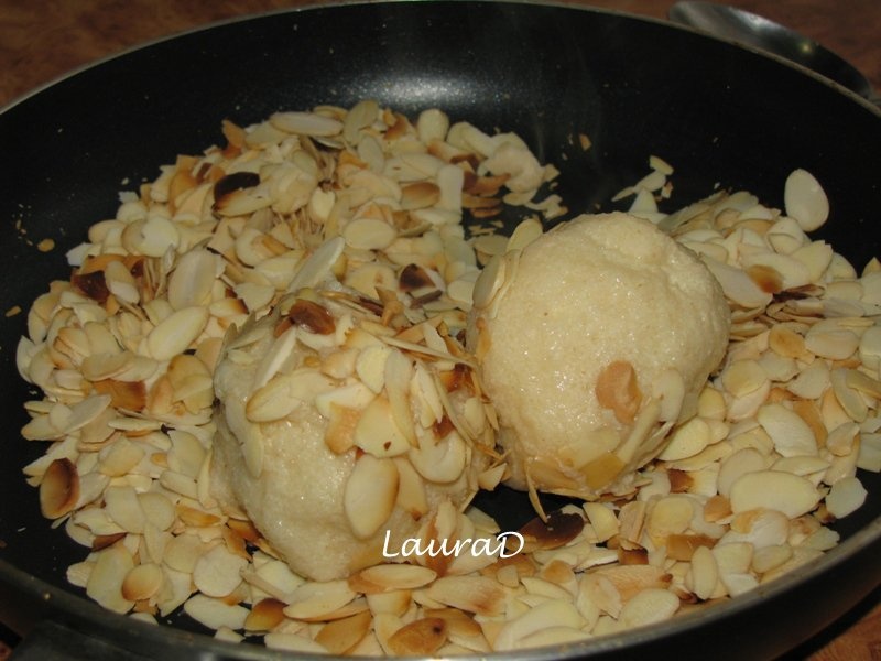 Reţetă de preparare a papanaşilor cu miere