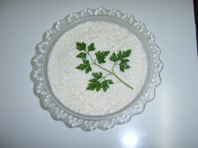 Conopida cu maioneza