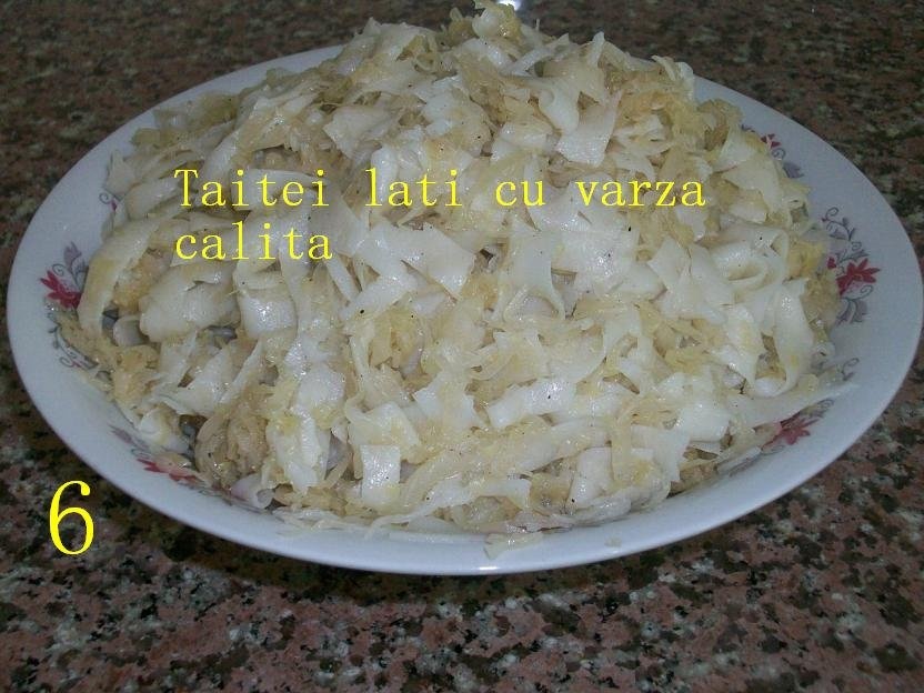 Taitei(lati),de casa,cu varza calita