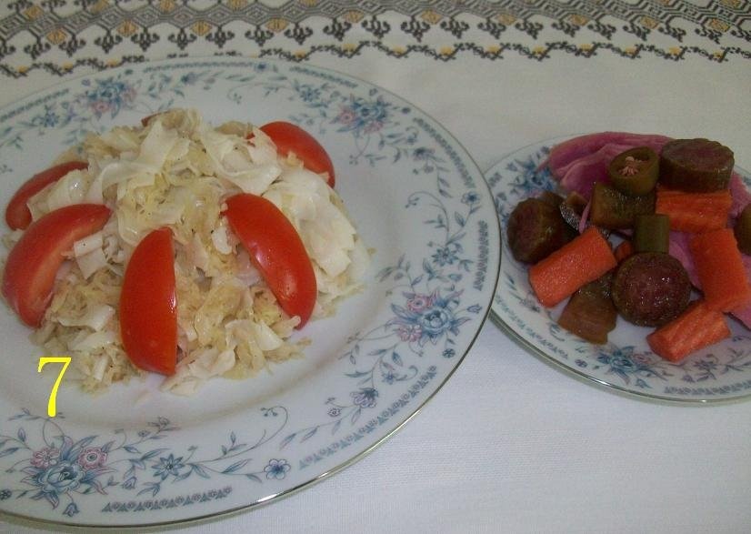 Taitei(lati),de casa,cu varza calita