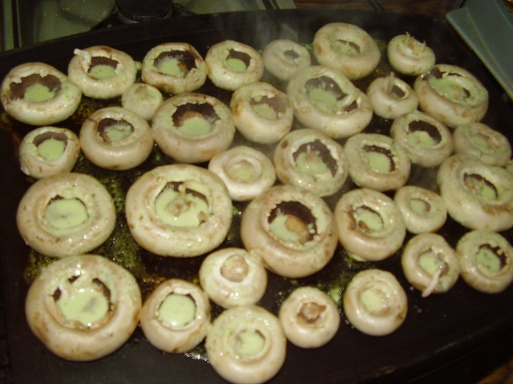 Ciuperci la placa cu sos de otet