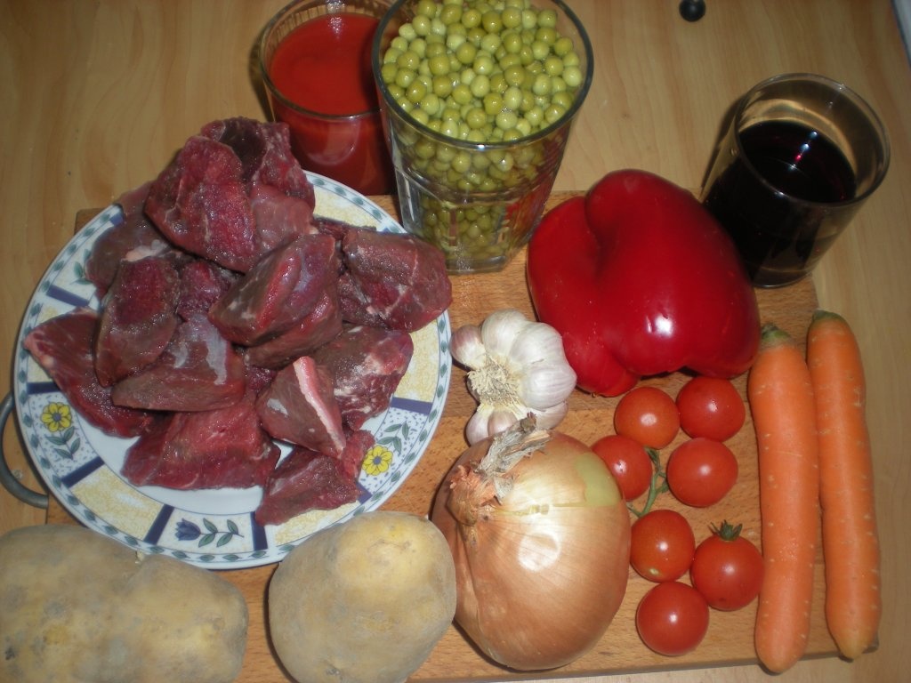 Carne de vitel cu mazare