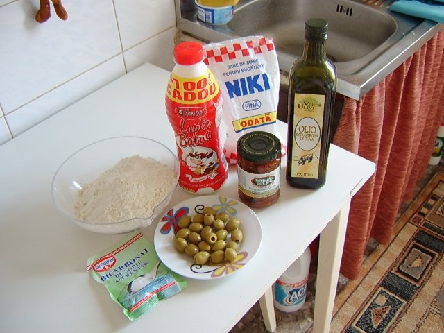 Foccacia cu rosii uscate