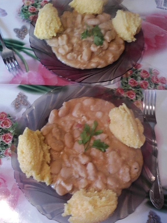 Fasole cu sos de mustar