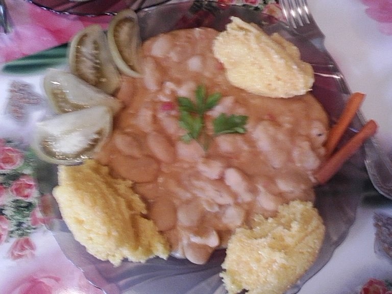 Fasole cu sos de mustar