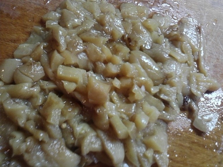 Fasole cu sos de ardei copti