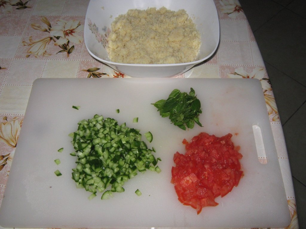 Tabouleh- Salata de grau sfaramat-specific tarilor arabe