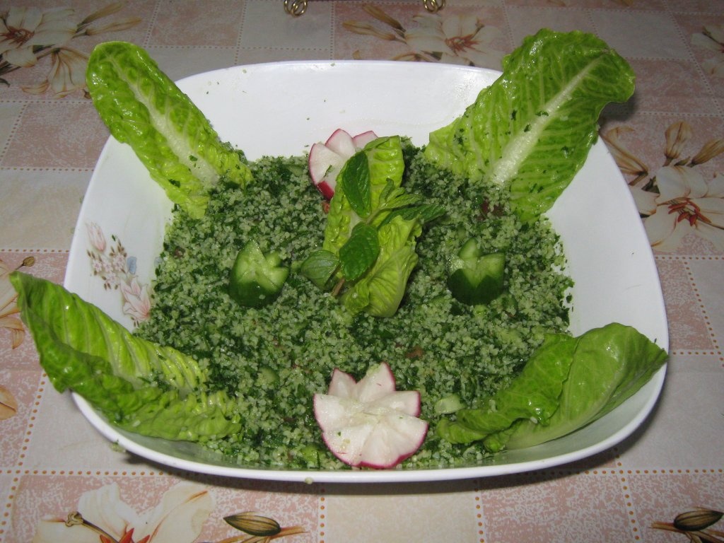 Tabouleh- Salata de grau sfaramat-specific tarilor arabe