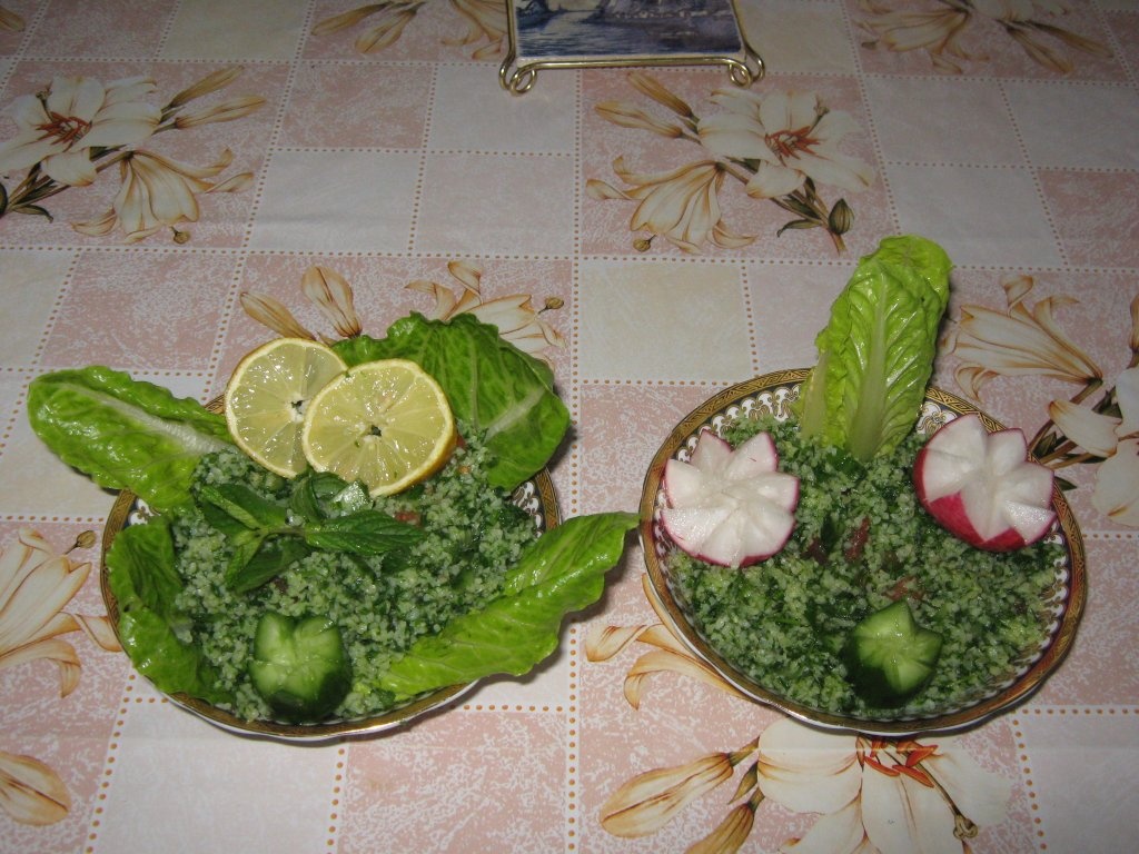 Tabouleh- Salata de grau sfaramat-specific tarilor arabe